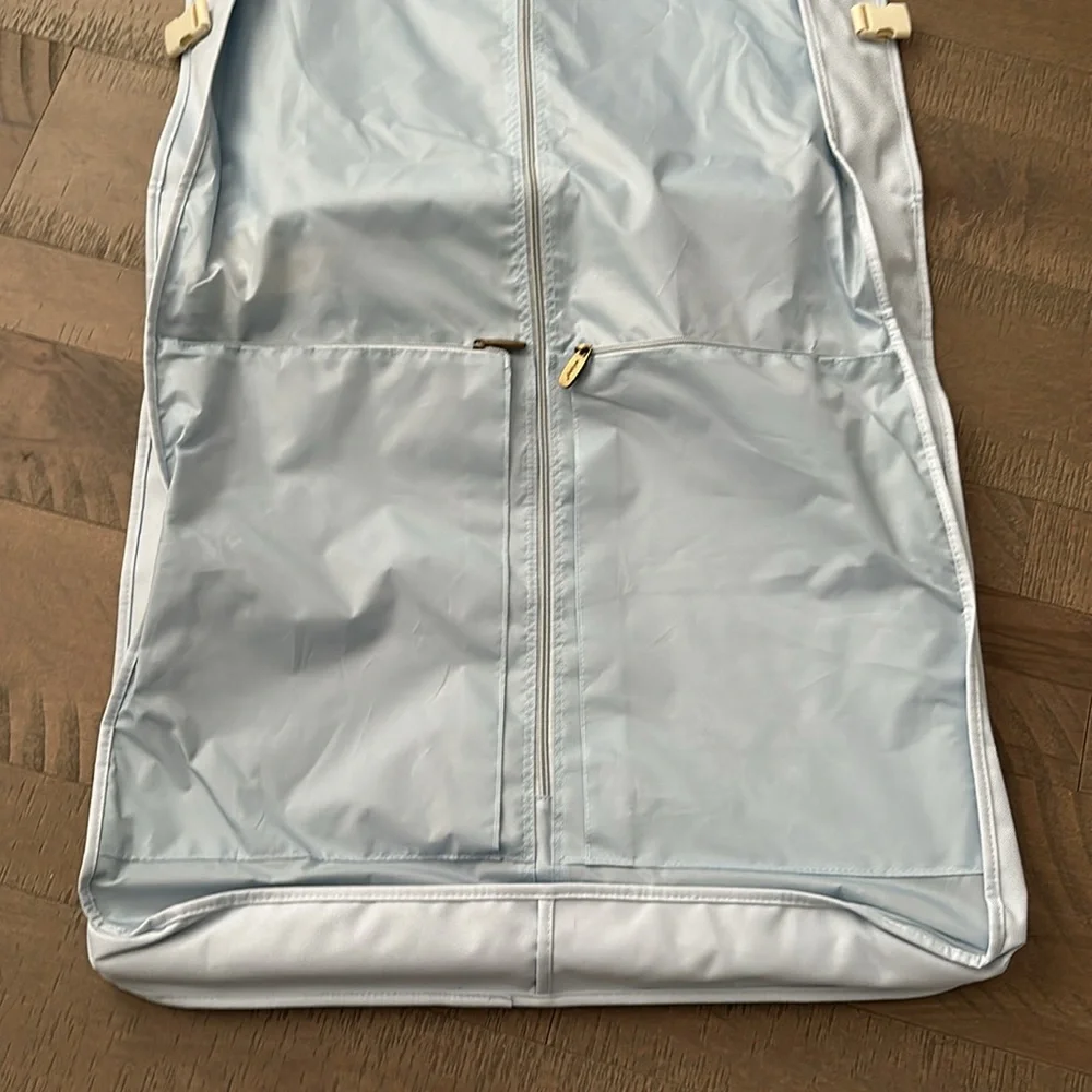 N/A new garment